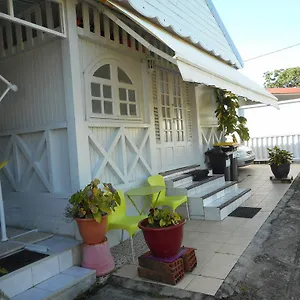 Vue Jardin Fleuri , Le Lamentin Martinique